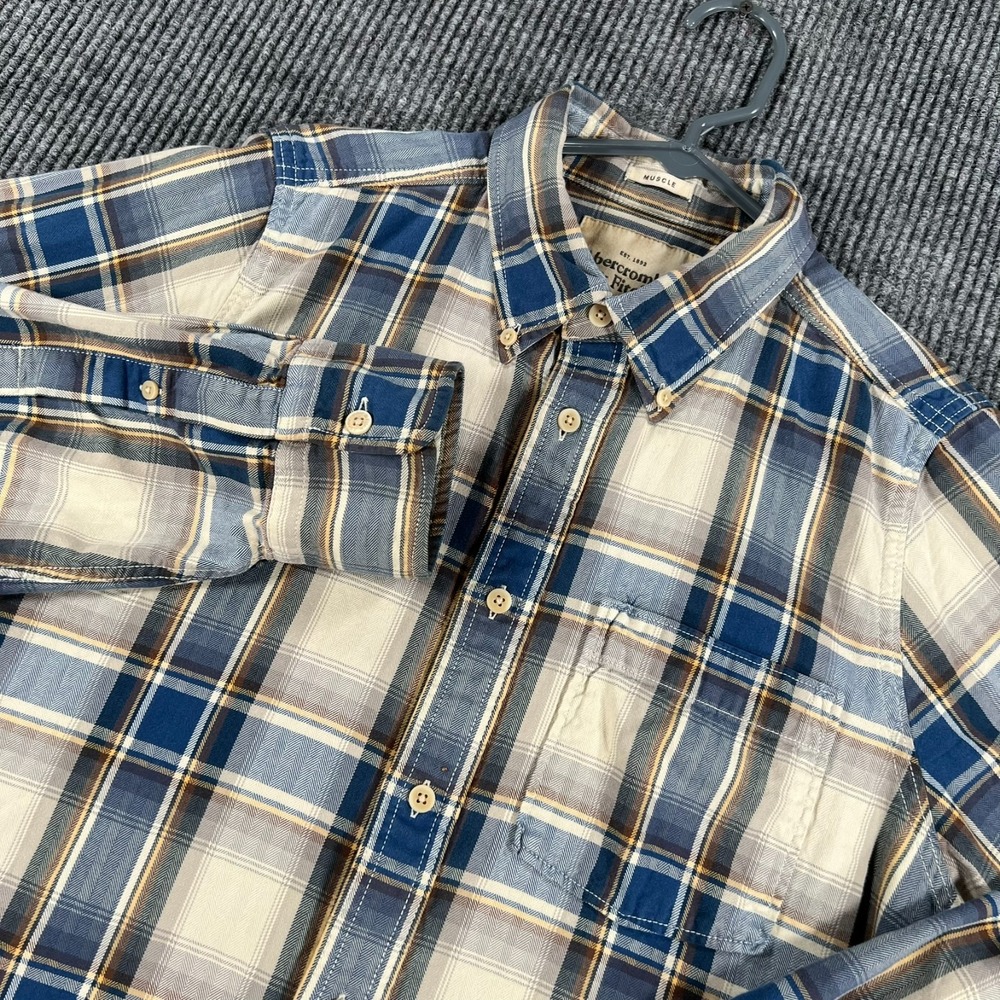 Abercrombie & Fitch Muscle Shirt Mens XL Extra Large Blue Plaid Long Sleeve